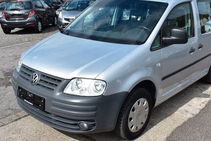 VW Caddy 107.200 km 7.980 &euro; Oberhausen 46145