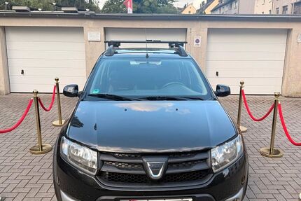 Dacia Sandero 107.000 km 5.499 &euro; Essen 45356