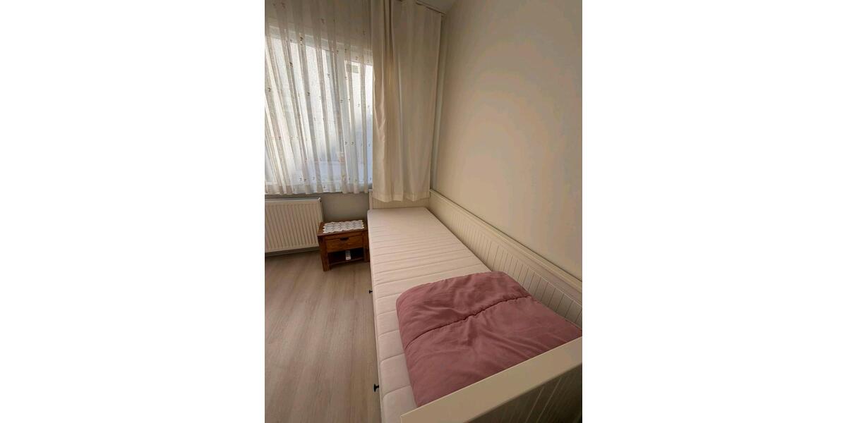 Mehrfamilienhaus, Wohnhaus Essen Stadtbezirk VIII - 2 Zimmer, 45 m&sup2;, 84.000&euro; | Angebot:27159887