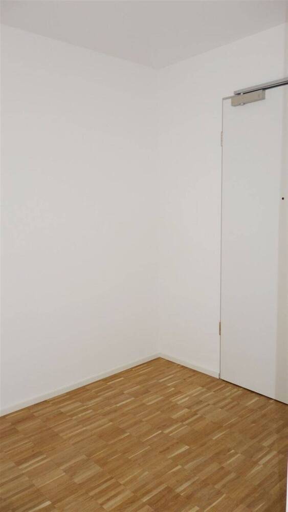 2 Zimmer Wohnung mit Süd-Balkon inkl. Nobilia EBK in Wuppertal - Uellendahl. Ideal für 1 Person.