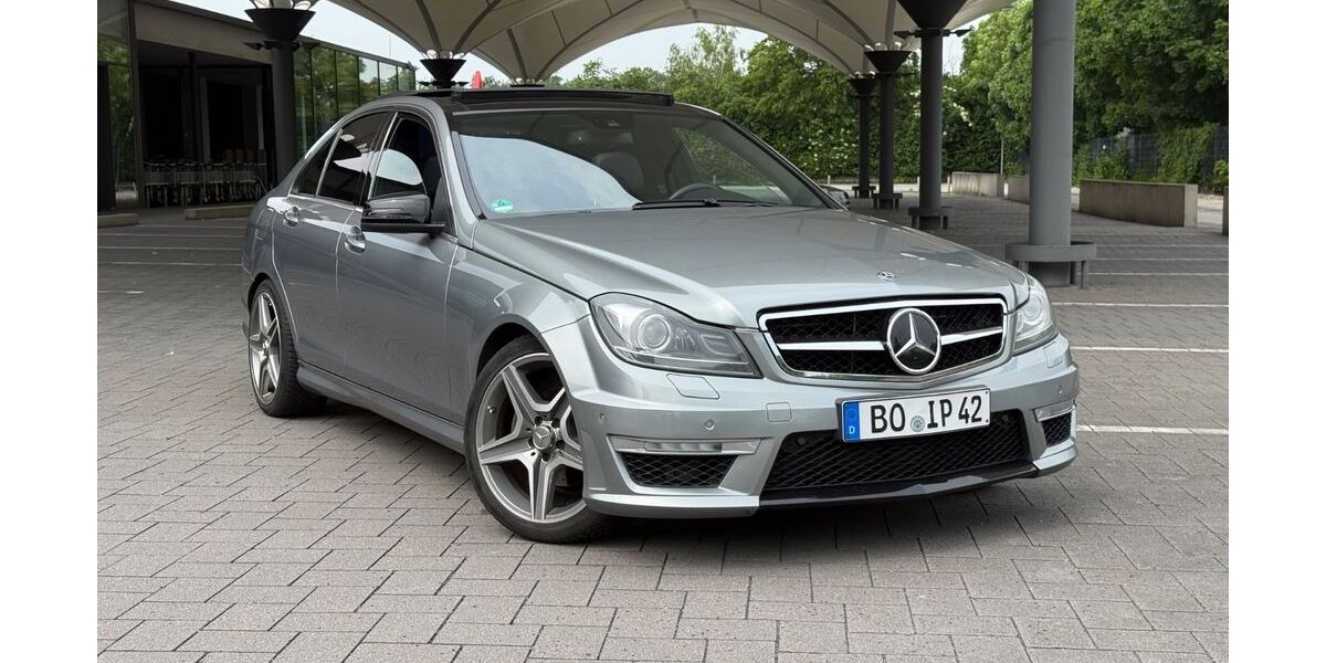 Mercedes-Benz C 250 256.400 km 12.800 &euro; BO 44787