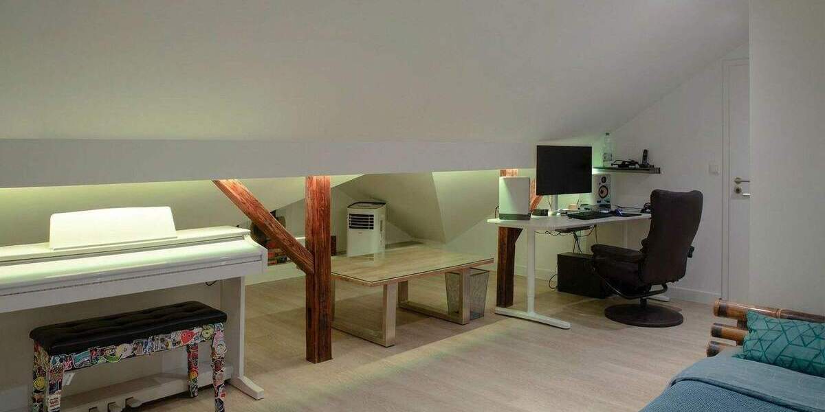 Romantisches Ein- bis Zweifamilienhaus in Märchenlage von Bottrop-Batenbrock 8 zimmer