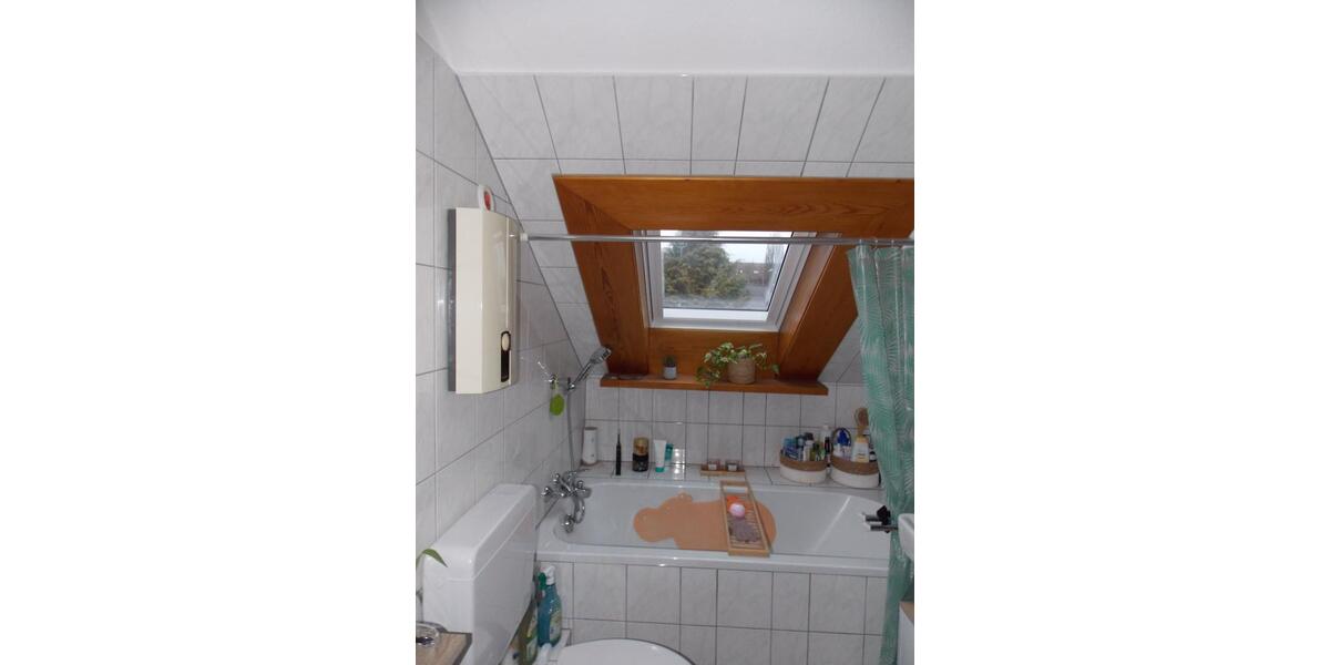 Dachgeschoßwohnung Gladbeck - 3.5 Zimmer, 81 m&sup2;, 495&euro; | Angebot:25048273