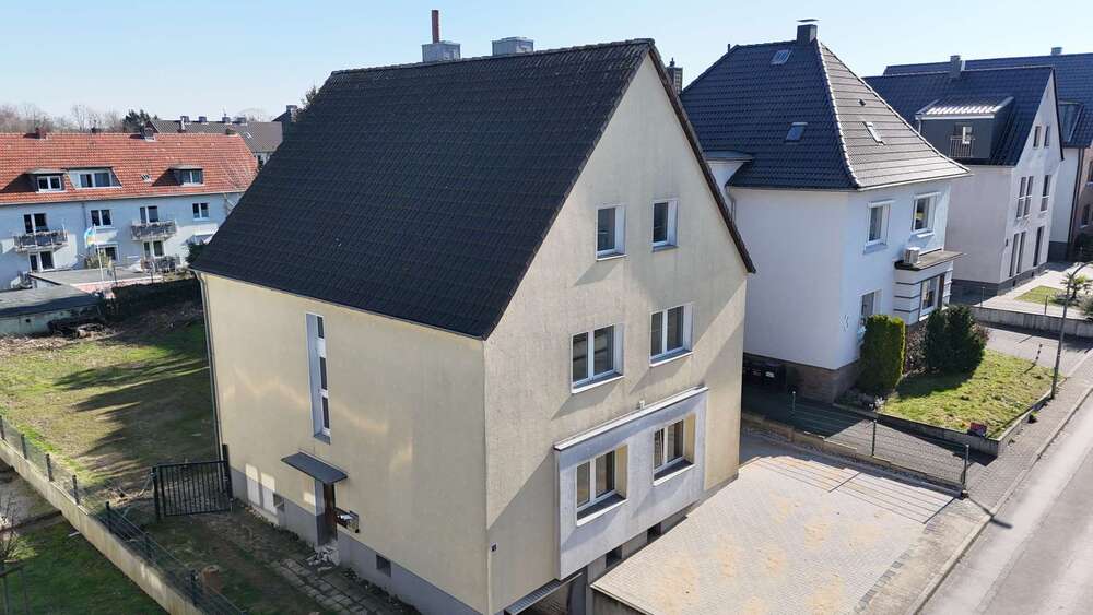 Einfamilienhaus Bochum Eppendorf - 11 Zimmer, 220 m&sup2;, 525.000&euro; | Angebot:26113841