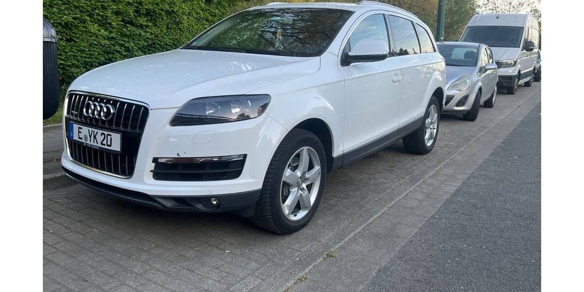 Audi Q7 254.000 km 8.300 &euro; Essen 45329