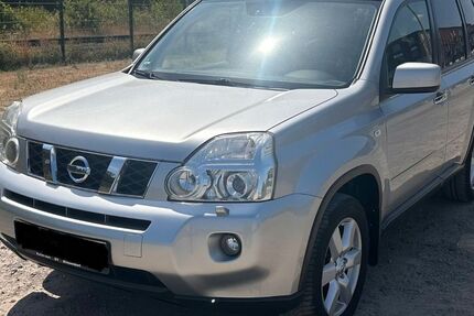 Nissan X-Trail 238.000 km 4.800 &euro; Oberhausen 46049