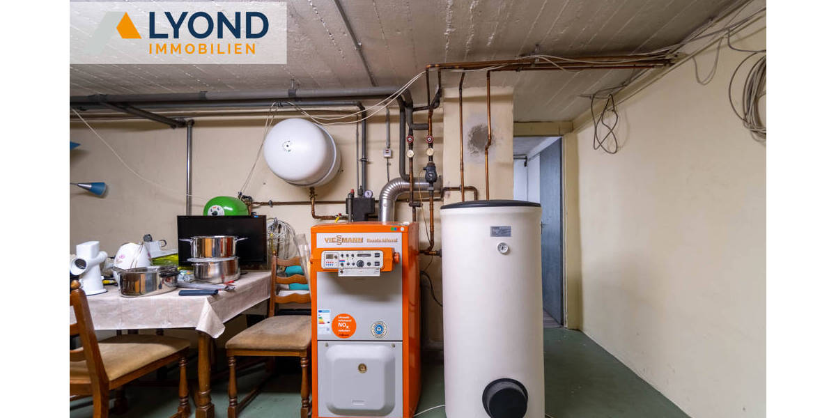 Exponierte Lage in Moers-Kapellen Doppelhaushälfte mit Potenzial- ruhige und zentrale Lage 8 zimmer