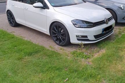 VW Golf 140.000 km 11.000 &euro; Duisburg 47239