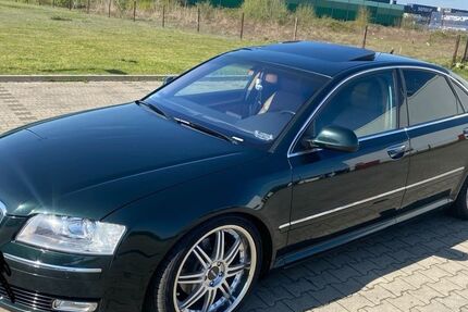 Audi A8 211.000 km 8.250 € Duisburg 47229