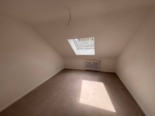 Etagenwohnung Mülheim an der Ruhr Broich - 3 Zimmer, 65 m&sup2;, 555&euro; | Angebot:26292894