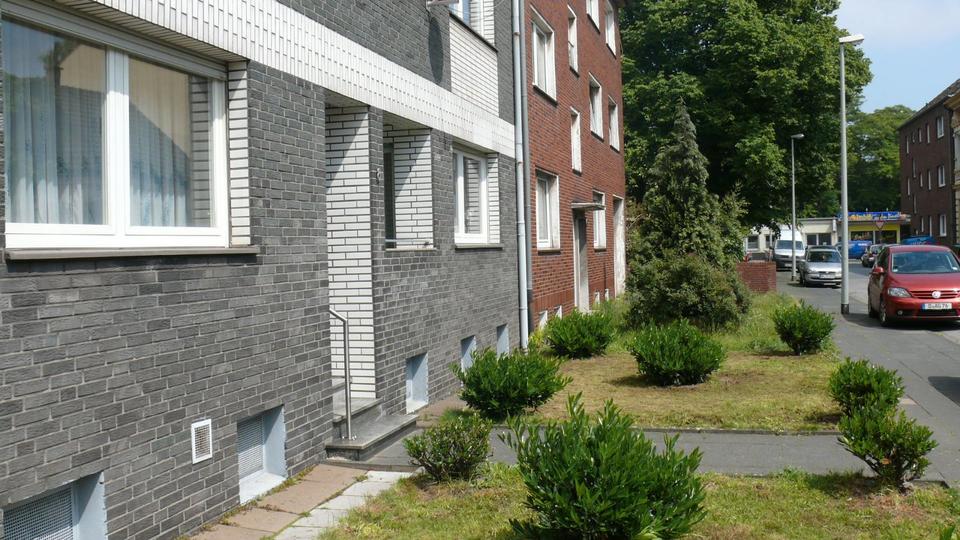 Dachgeschoßwohnung Duisburg Mittelmeiderich - 2 Zimmer, 60 m&sup2;, 450&euro; | Angebot:26413913