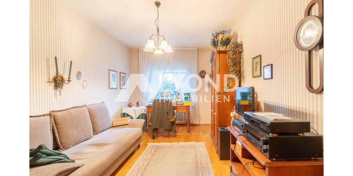 Etagenwohnung Wesel / Feldmark Feldmark - 5 Zimmer, 121 m&sup2;, 229.000&euro; | Angebot:25968757