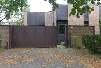 180qm Lager- Ausstellungsflächen mit ca.80qm Büro in Wesel Citynah zimmer