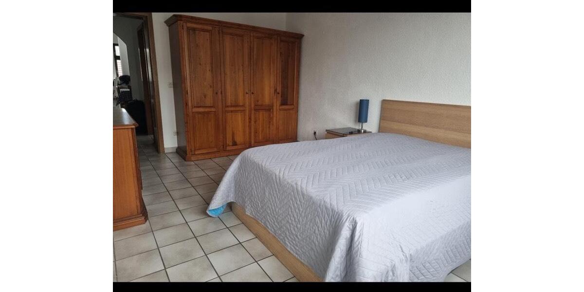 Lichtdurchflutete Wohnung mit Balkon, Stellplatz u. Einbauküche 2 zimmer