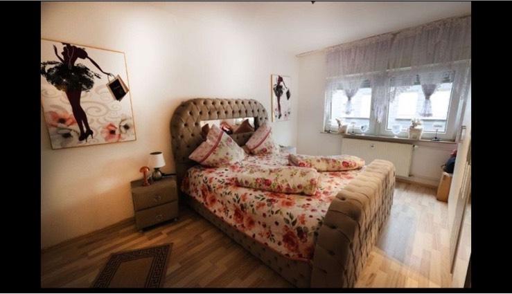 Erdgeschoßwohnung Gelsenkirchen Gelsenkirchen-Mitte - 3 Zimmer, 78 m&sup2;, 89.000&euro; | Angebot:27623653