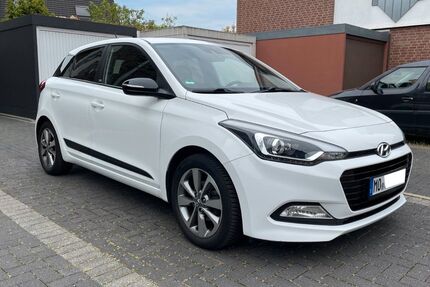 Hyundai i20 166.000 km 6.850 &euro; Moers 47443