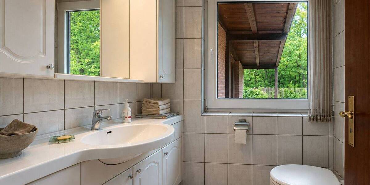 Mehrfamilienhaus, Wohnhaus Duisburg / Mündelheim Mündelheim - 9 Zimmer, 320 m&sup2;, 899.000&euro; | Angebot:26891341