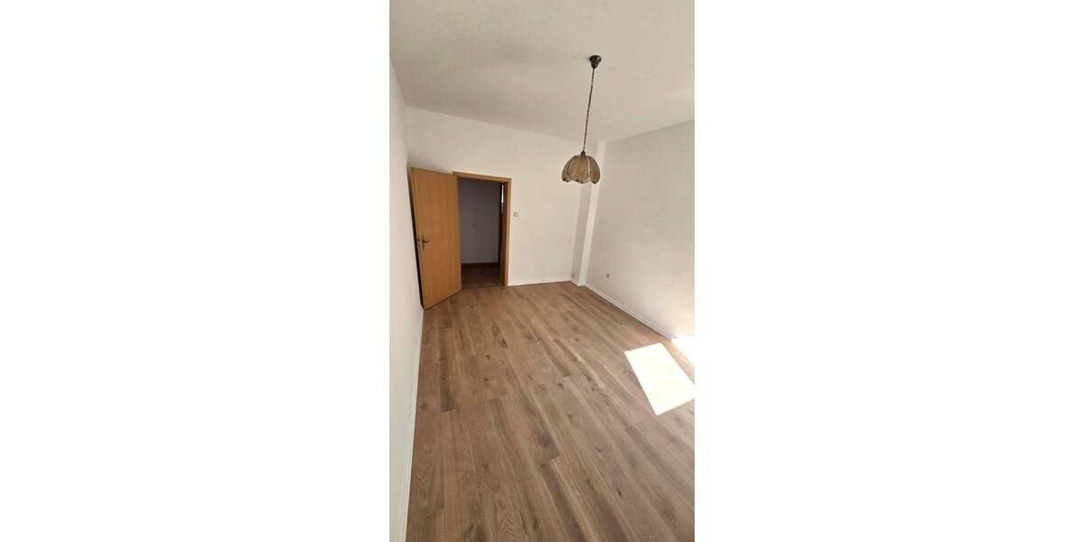 Etagenwohnung Duisburg Dellviertel - 2 Zimmer, 53 m&sup2;, 500&euro; | Angebot:26273939