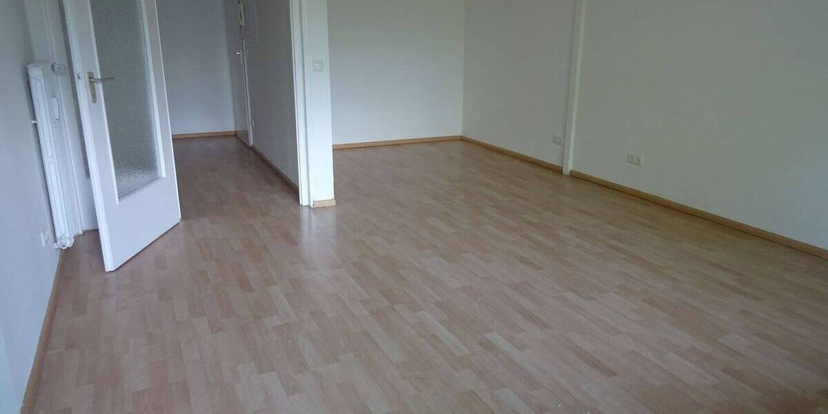 Etagenwohnung Essen Stadtwald - 1 Zimmer, 51 m&sup2;, 400&euro; | Angebot:26833483