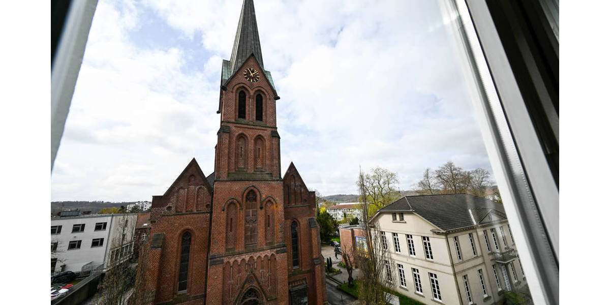 Etagenwohnung Hattingen - 3 Zimmer, 110 m&sup2;, 760&euro; | Angebot:26275710