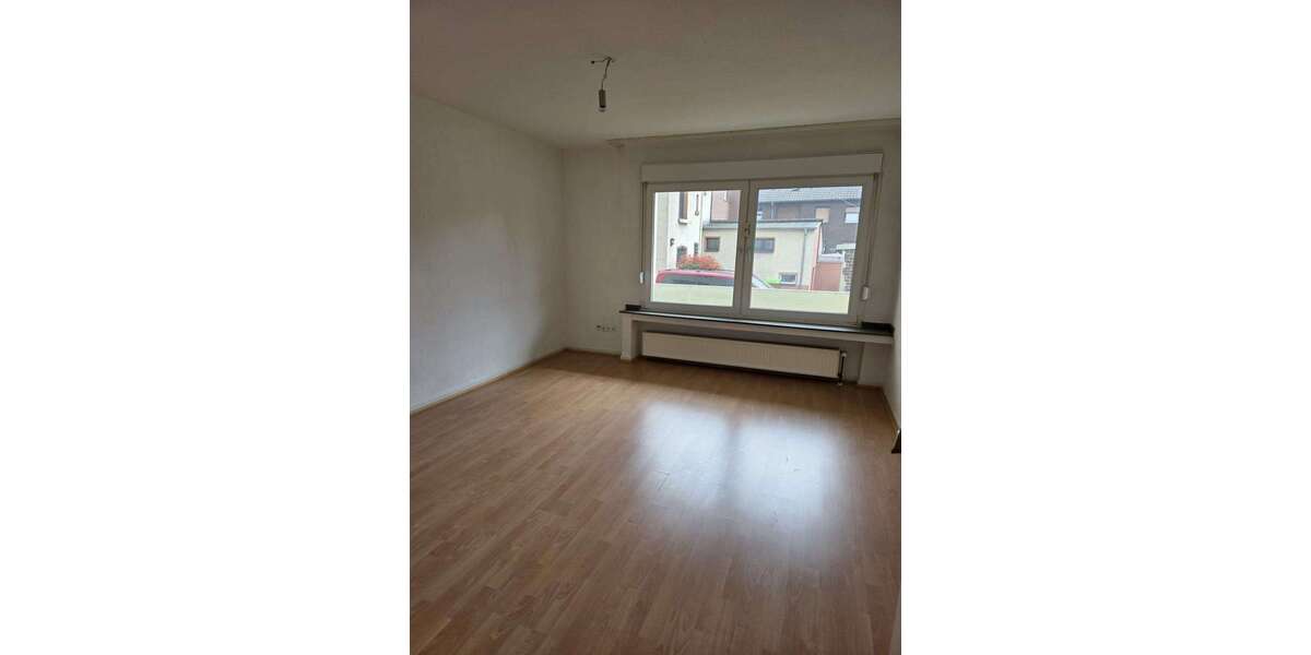 Etagenwohnung Duisburg Walsum - 3 Zimmer, 61 m&sup2;, 465&euro; | Angebot:26865898