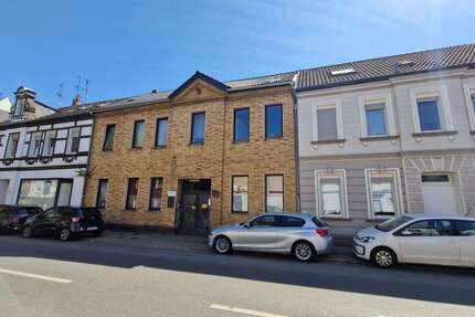Haus Oberhausen - 1 Zimmer, 385 m&sup2;, 449.000&euro; | Angebot:26440589