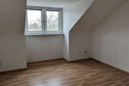 Wohnung Duisburg Huckingen - 1 Zimmer, 28 m&sup2;, 330&euro; | Angebot:25531186