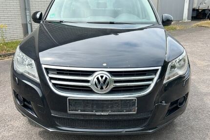 VW Tiguan 282.000 km 2.700 &euro; Duisburg 47239