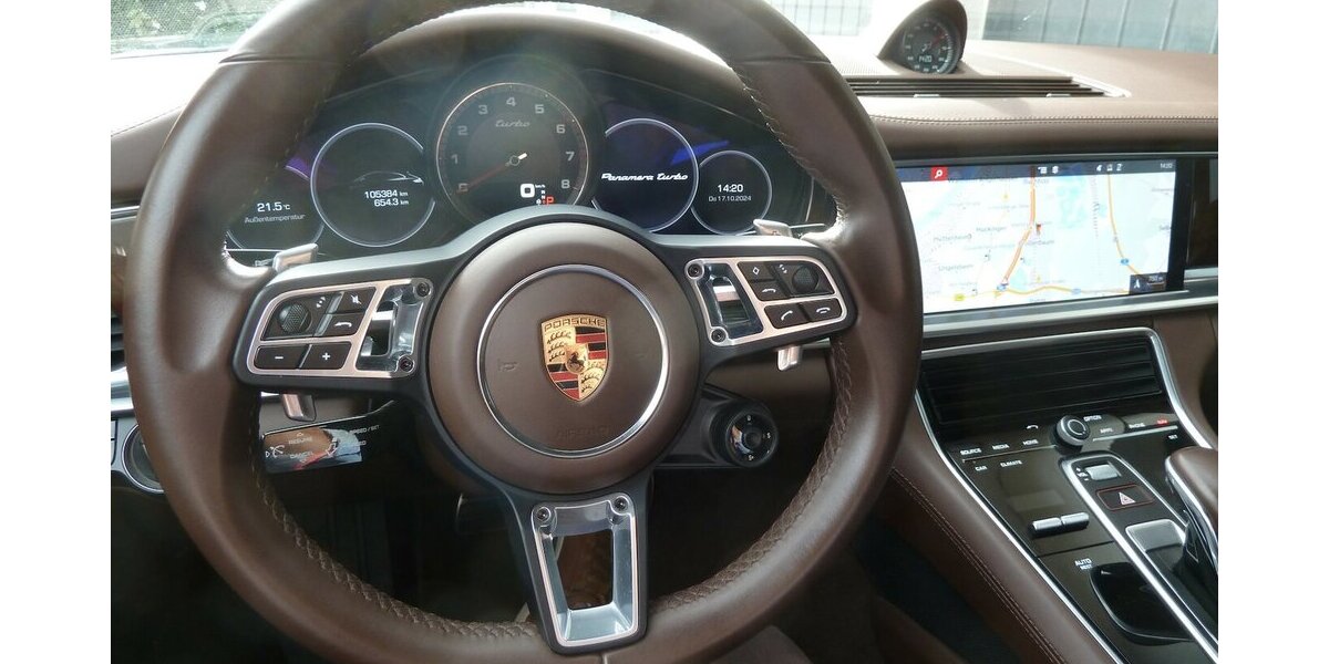Porsche Panamera Turbo Sport Turismo Chrono Pano Matrix 105.000 km 62.900 € Ratingen 40885