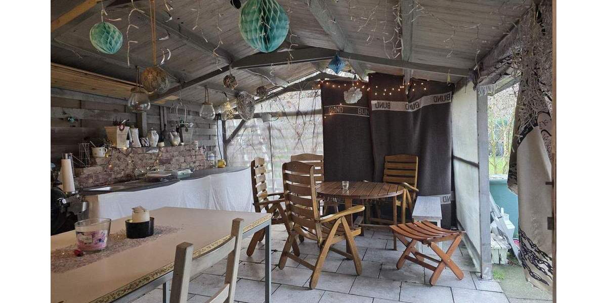 Lichtdurchflutete Eigentumswohnung mit Garten & vielseitigem Souterrain 5 zimmer