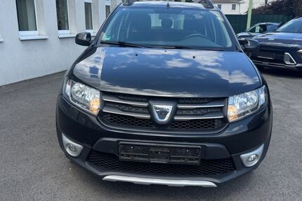 Dacia Sandero 299.000 km 4.999 &euro; Gelsenkirchen 45879
