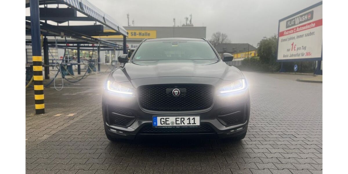 Jaguar F-Pace 168.000 km 17.999 &euro; Gelsenkirchen 45897