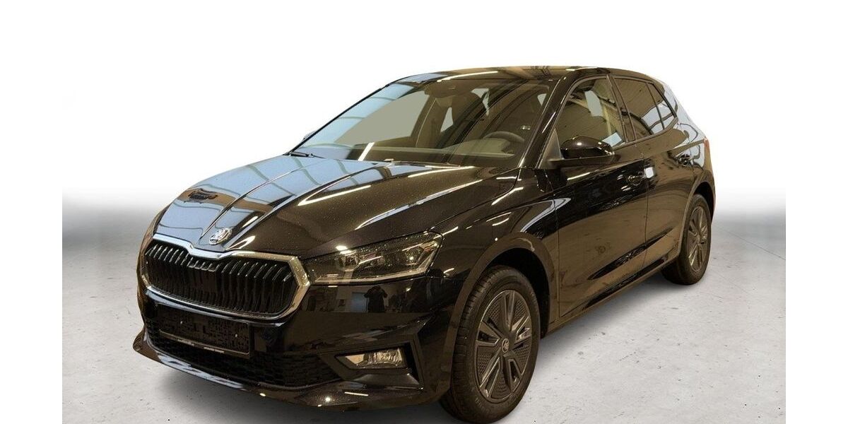 Skoda Fabia 5.000 km 25.980 &euro; Moers-Hülsdonk 47441