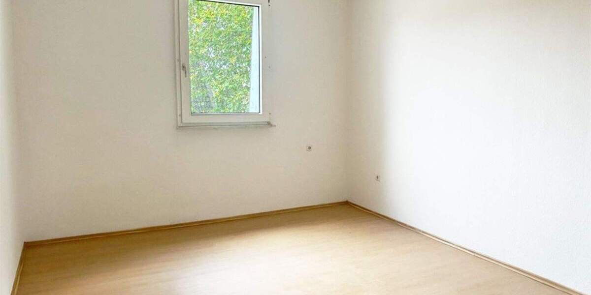 Etagenwohnung Herne Wanne - 4 Zimmer, 100 m&sup2;, 690&euro; | Angebot:23950977