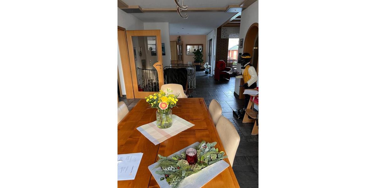 Einfamilienhaus Duisburg Essenberg - 5 Zimmer, 268 m&sup2;, 550.000&euro; | Angebot:26045236