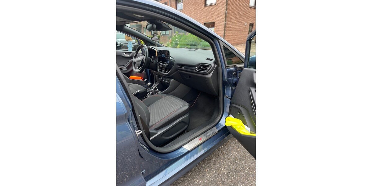 Ford Fiesta st line 95.143 km 14.900 € Sprockhövel 45549