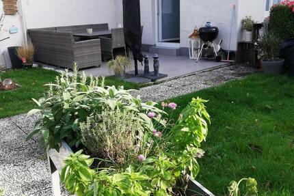 Modernisierte 4 Zimmer Wohnung mit eigenem Garten 4 zimmer