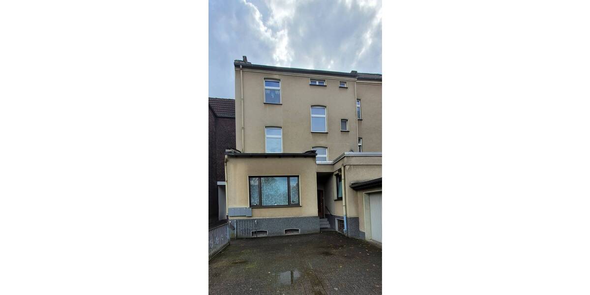 Baugrundstück und charmantes 4 FH mit großem Garten, alles in einem Paket 1 zimmer