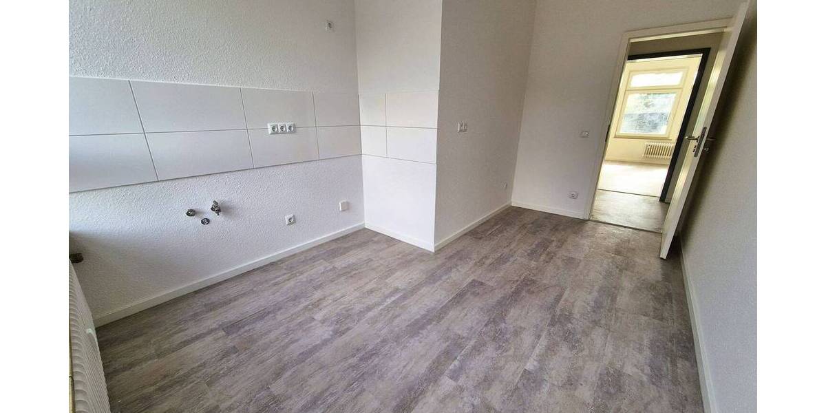 Etagenwohnung Gelsenkirchen Beckhausen - 3 Zimmer, 84 m&sup2;, 555&euro; | Angebot:26815979