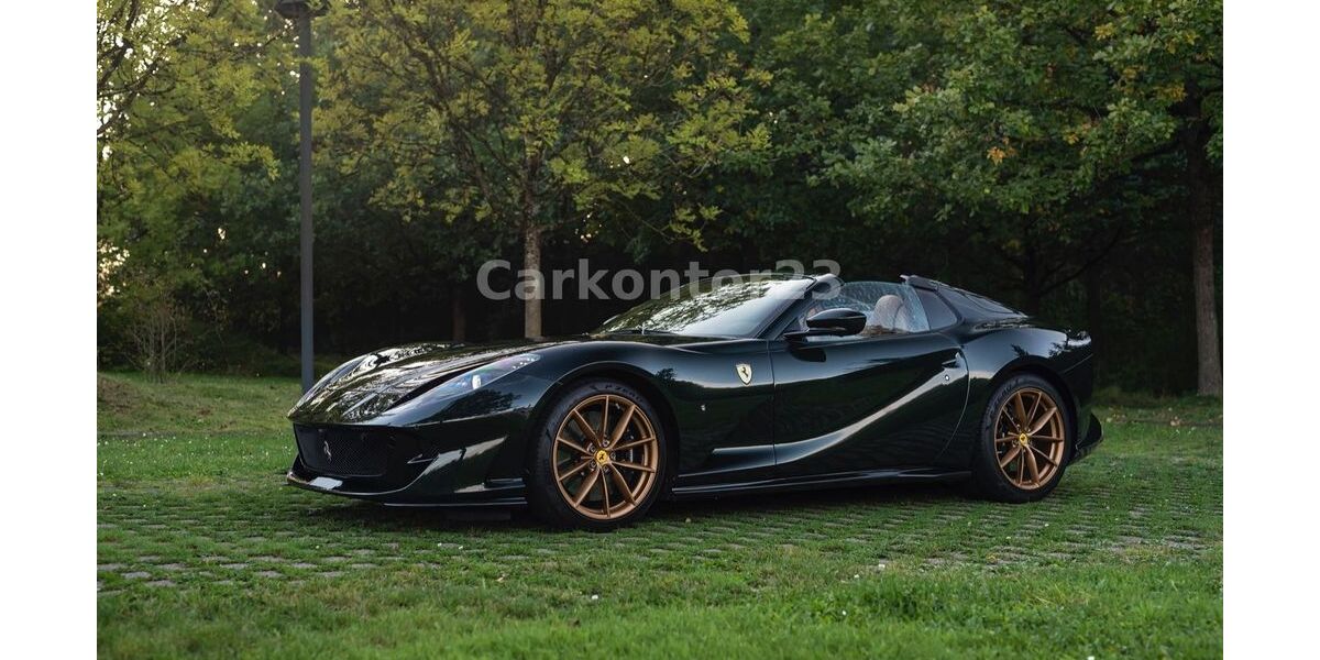 Ferrari 812 9.499 km 499.790 € Velbert 42553