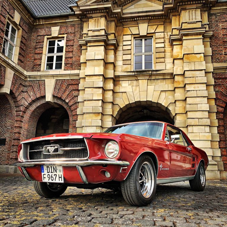 Ford Mustang 48.500 km 37.500 € Hamminkeln 46499