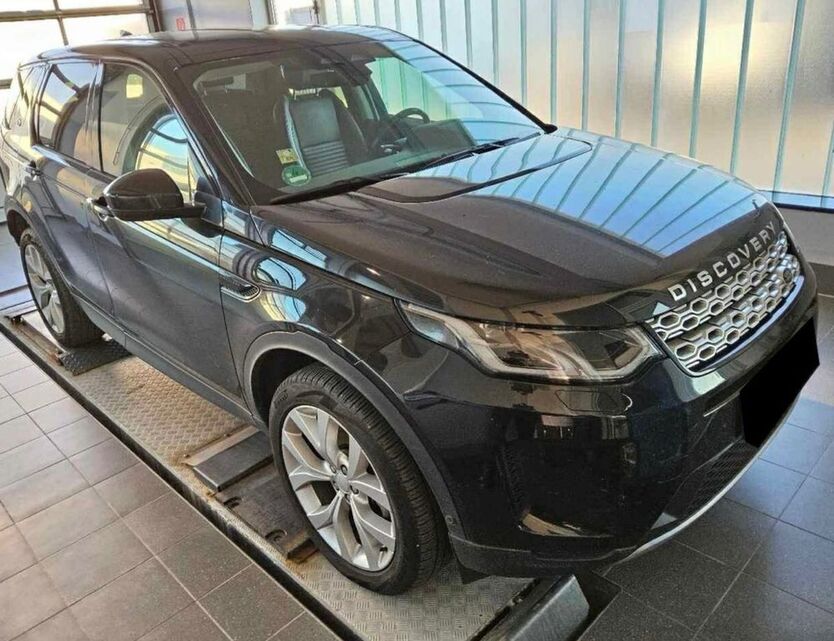 Land Rover Discovery Sport 49.365 km 31.900 € Duisburg 47058