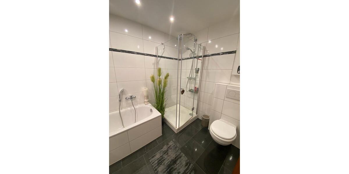 Etagenwohnung Ratingen Hösel - 2 Zimmer, 90 m&sup2;, 1.100&euro; | Angebot:25363510