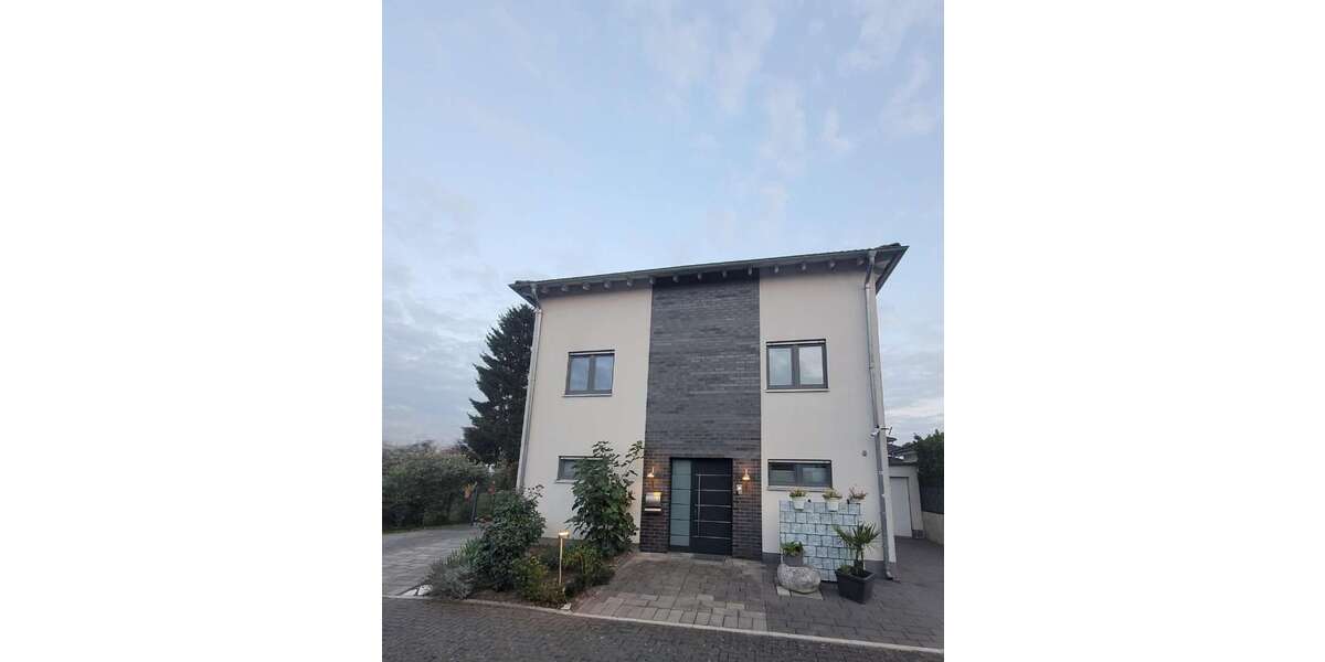 Haus zum Kaufen in Herne 1.069.000 € 178.6 m² 8 zimmer