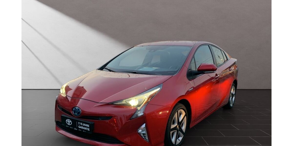 Toyota Prius 112.000 km 17.450 &euro; Duisburg 47055