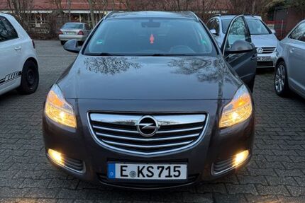 Opel Insignia 225.000 km 4.100 &euro; Essen 45326
