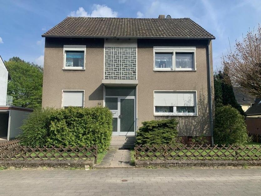 Ruhige helle 45qm Dachgeschosswng Fuhlenbrock 450€+45€ Stellplatz
