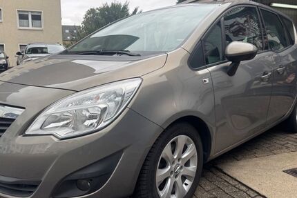 Opel Meriva 174.000 km 2.850 &euro; Essen 45355