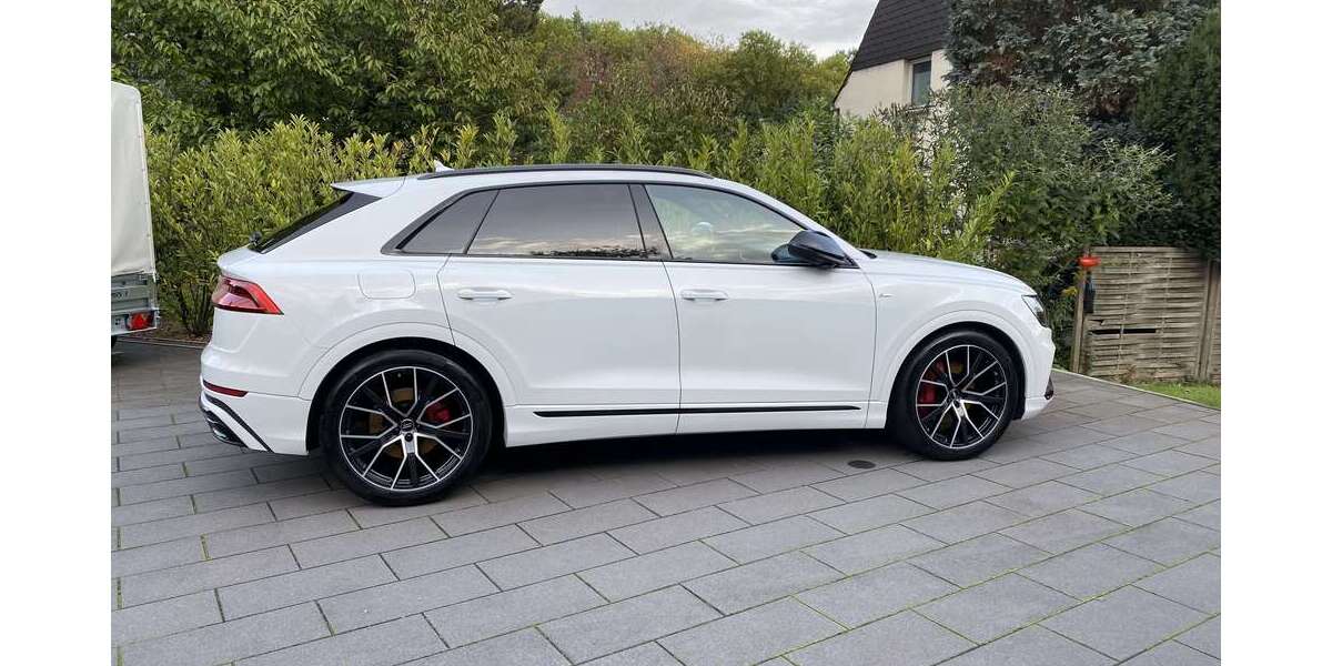 Audi Q8 94.600 km 58.900 &euro; Oberhausen 46119