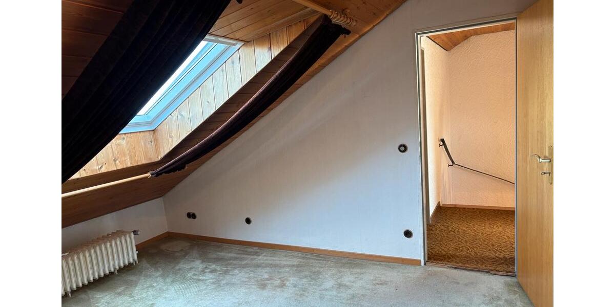 Reihenhaus Recklinghausen Berghausen - 6.5 Zimmer, 180 m&sup2;, 420.000&euro; | Angebot:26795310
